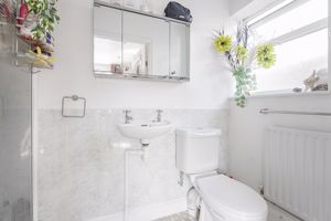 En-Suite- click for photo gallery